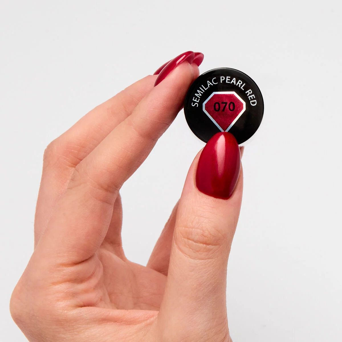 070 070 Semilac Gel Polish – Pearl Red - Image 1